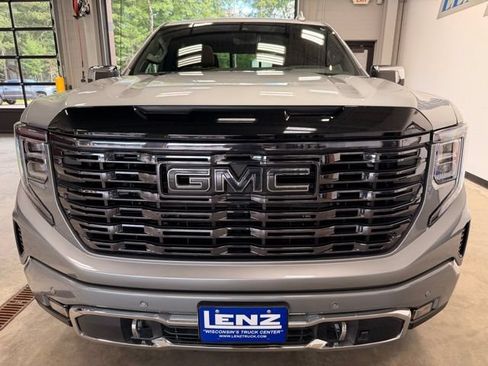 Used 2026 GMC Sierra 1500 Denali Ultimate AWD/4WD image 3