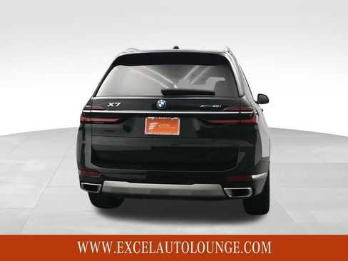 Used 2023 BMW X7 xDrive40i w/ Premium Package image 5
