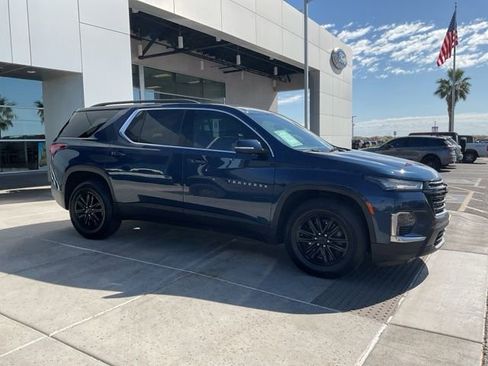 Used 2023 Chevrolet Traverse LT FWD image 8