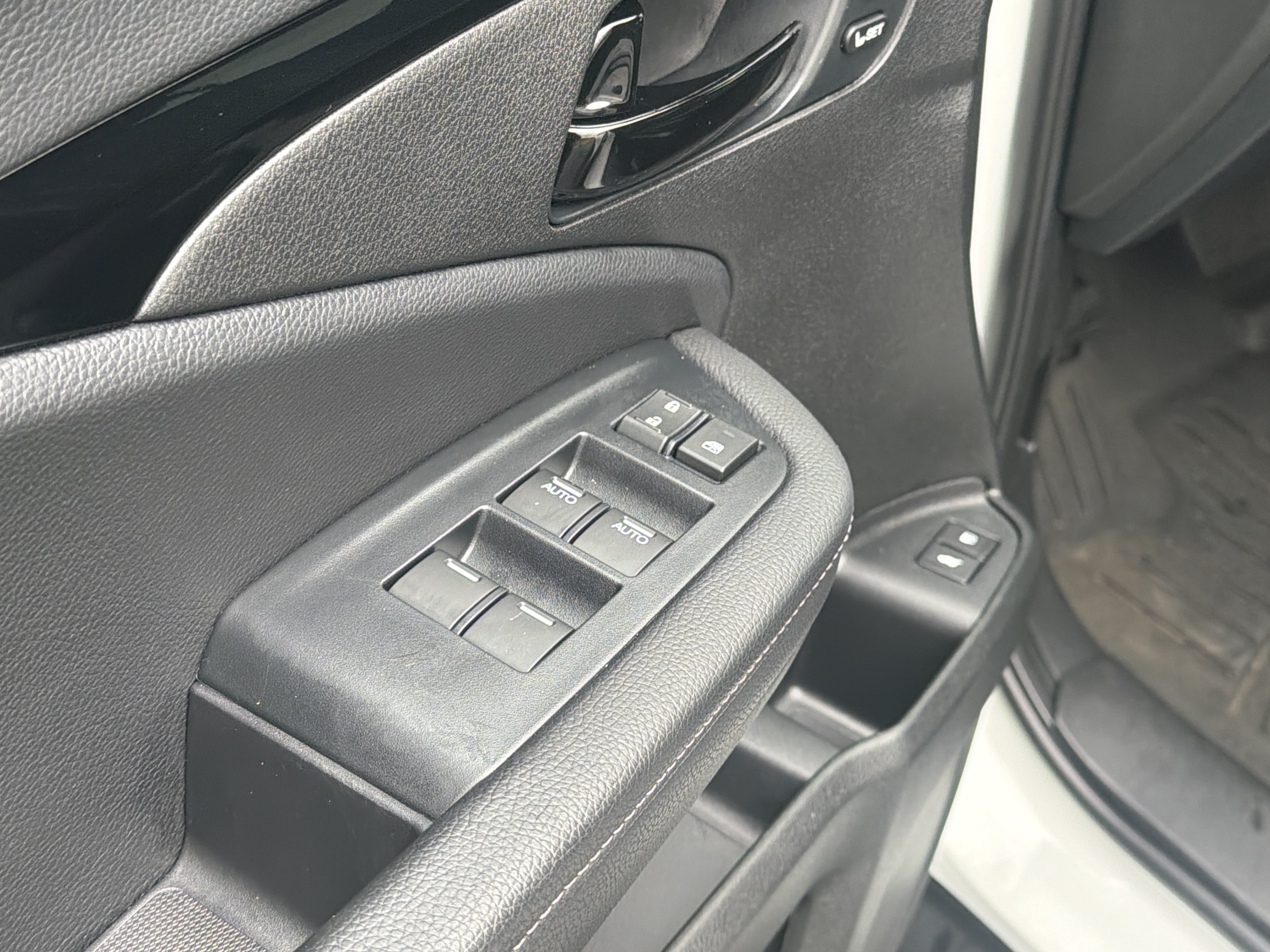 Certified 2023 Honda Passport Elite image 23