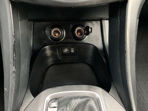 Used 2017 Hyundai Santa Fe Sport image 19