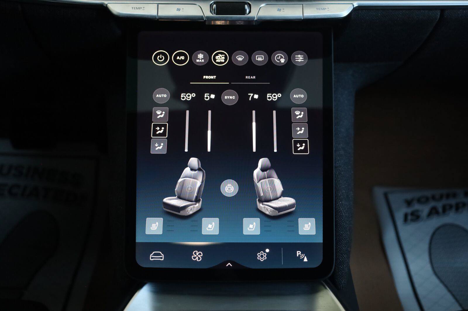 Used 2024 Lucid Air Touring AWD/4WD image 39