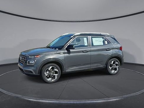New 2026 Hyundai Venue SEL image 8