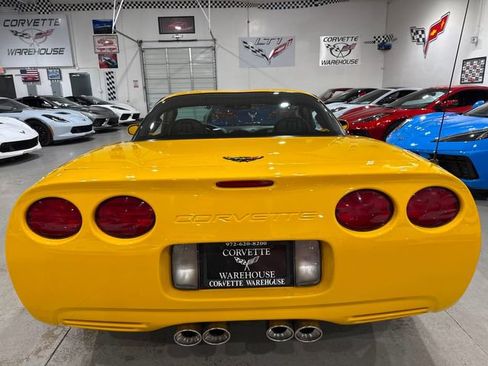 Used 2004 Chevrolet Corvette Z06 w/ Memory Package RWD image 4