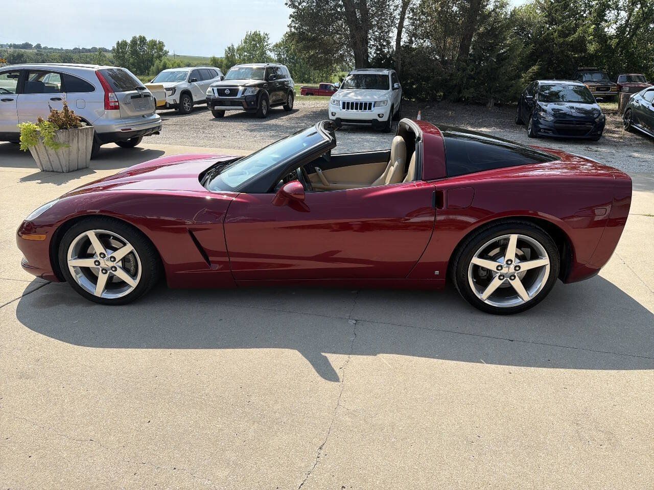 Used 2007 Chevrolet Corvette Coupe w/ Preferred Equipment Group RWD image 13