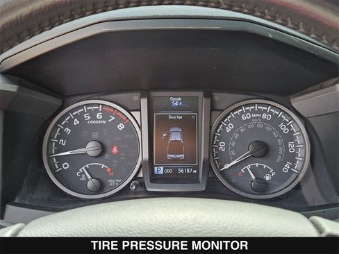 Used 2021 Toyota Tacoma TRD Sport w/ TRD Premium Sport Package image 13