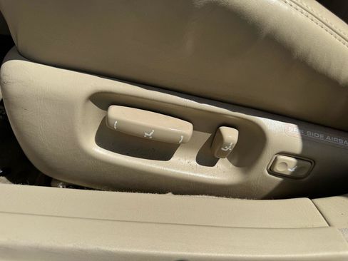 Used 2000 Lexus LS 400 w/ Platinum Series RWD image 20