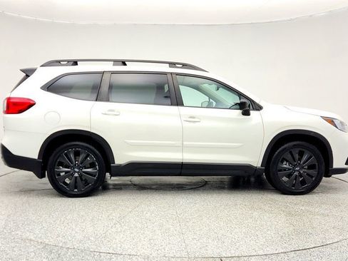 Used 2022 Subaru Ascent Onyx Edition image 4