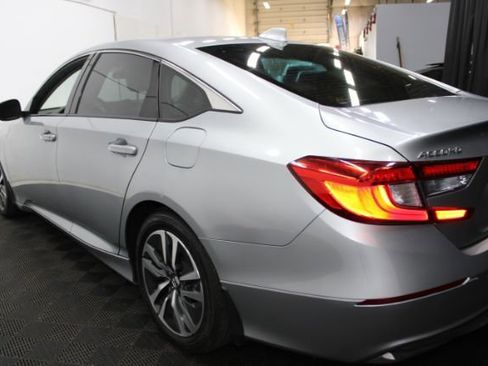 Used 2019 Honda Accord Hybrid image 10