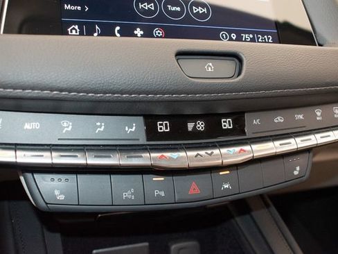 Used 2023 Cadillac XT4 Premium Luxury w/ Enhanced Visibility Package AWD/4WD image 31