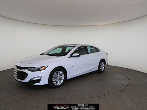Used 2024 Chevrolet Malibu LT image 3