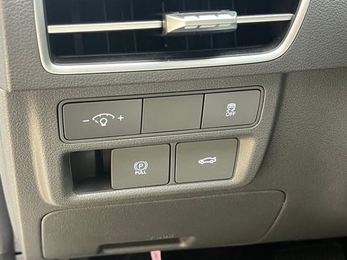 Certified 2025 Hyundai Sonata SEL FWD image 26