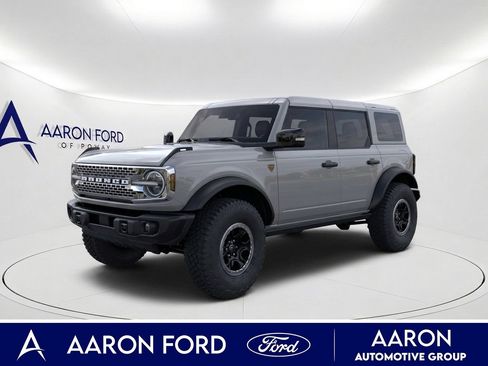 New 2026 Ford Bronco Badlands w/ Sasquatch Package AWD/4WD image 1