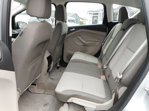 Used 2014 Ford C-MAX SE image 17