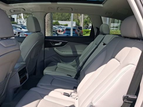 Used 2023 Audi Q7 3.0T Prestige w/ Prestige Package image 7