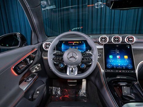 New 2025 Mercedes-Benz GLC 43 AMG 4MATIC image 14
