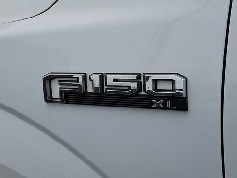 Used 2019 Ford F150 XL w/ XL Power Equipment Group AWD/4WD image 14