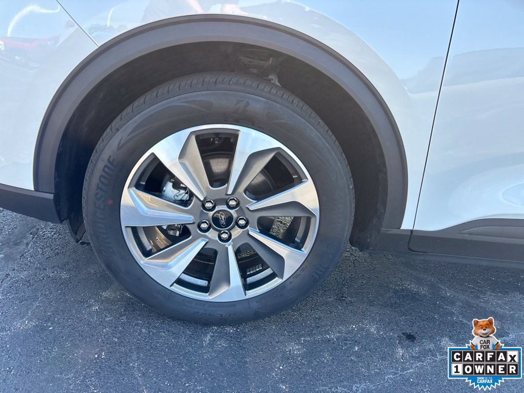 Used 2025 Ford Escape Platinum AWD/4WD image 9