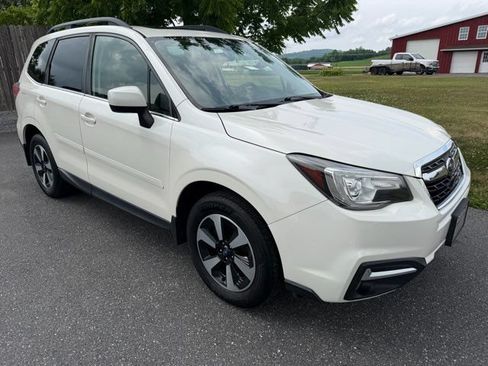 Used 2018 Subaru Forester 2.5i Limited AWD/4WD image 8