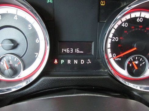 Used 2013 Dodge Grand Caravan SXT FWD image 43