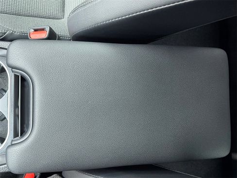 Used 2024 Toyota bZ4X XLE w/ Weather Package image 28