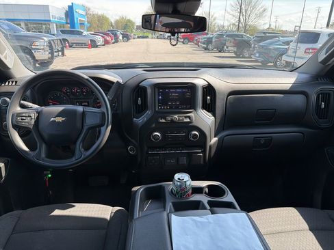Used 2023 Chevrolet Silverado 1500 Custom AWD/4WD image 5
