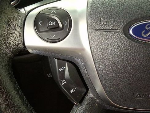 Used 2013 Ford C-MAX SE FWD image 19