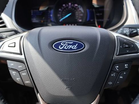 Used 2024 Ford Edge Titanium AWD/4WD image 18