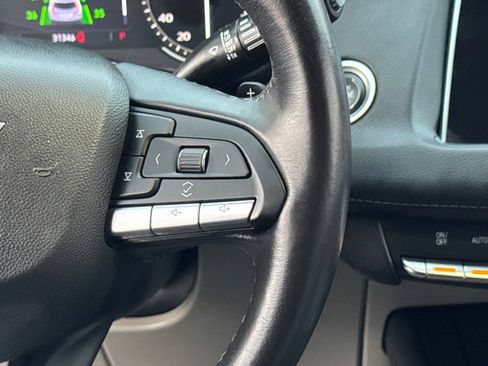 Used 2022 Cadillac XT4 Luxury image 7