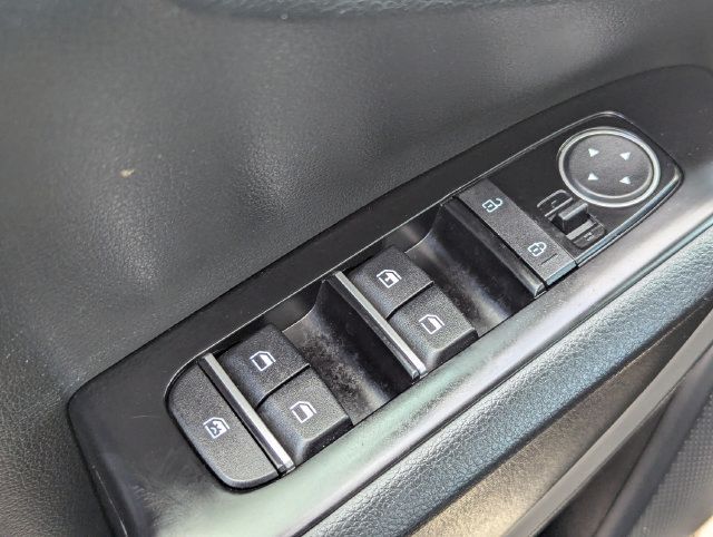 Used 2024 Kia Soul LX w/ Option Group 015 FWD image 25