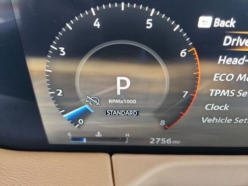 Certified 2025 Nissan Armada Platinum Reserve image 30