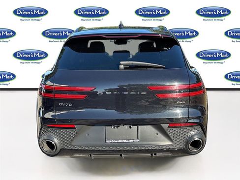 Used 2024 Genesis GV70 2.5T w/ Sport Prestige Package image 6