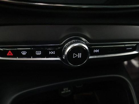 Used 2023 Volvo XC40 B5 Plus w/ Protection Package Premier image 53