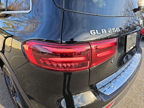 New 2026 Mercedes-Benz GLB 250 image 35