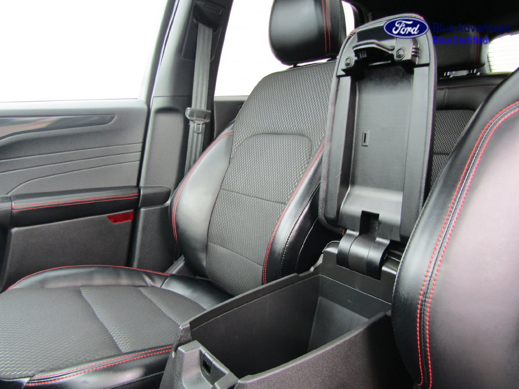 Certified 2024 Ford Escape ST-Line AWD/4WD image 48