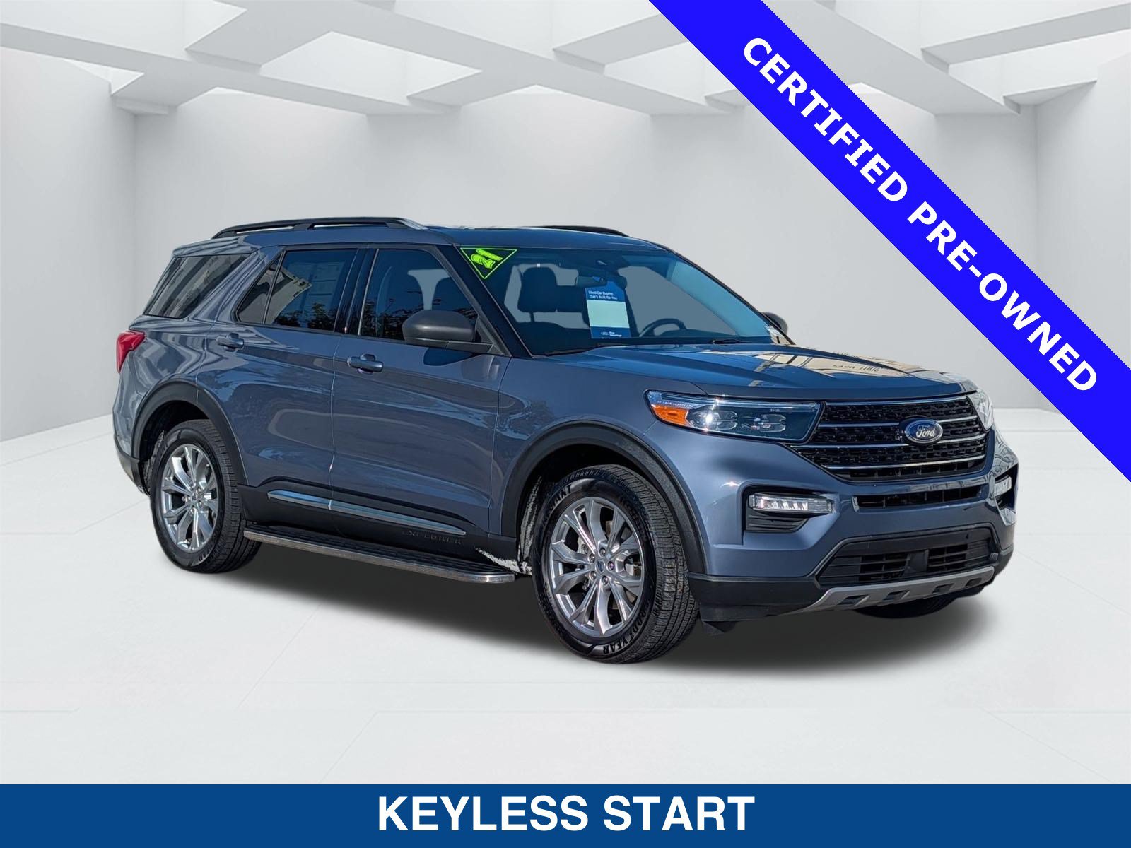 Certified 2021 Ford Explorer XLT w/ Equipment Group 202A AWD/4WD image 3