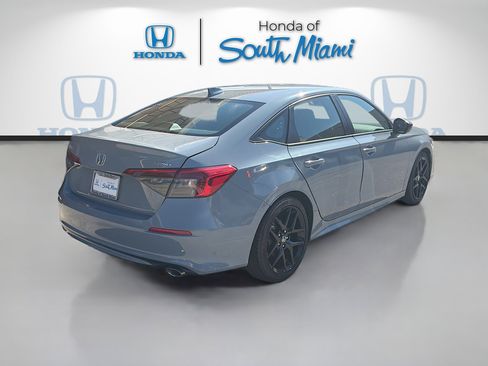 Used 2023 Honda Civic Sport image 7