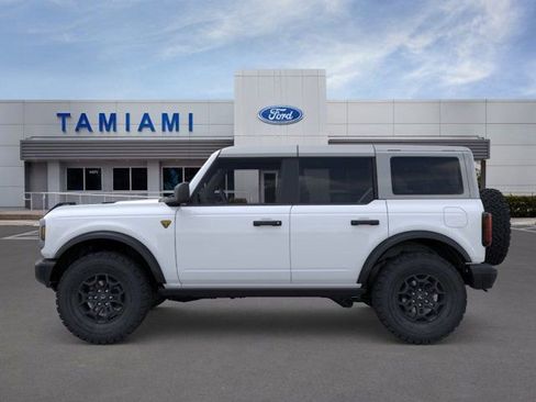 New 2026 Ford Bronco Badlands AWD/4WD image 3