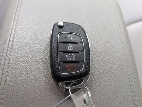 Used 2018 Hyundai Sonata SE image 28