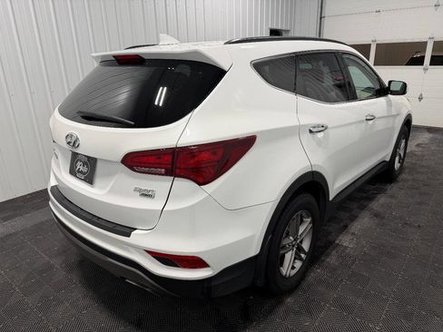 Used 2017 Hyundai Santa Fe Sport image 3