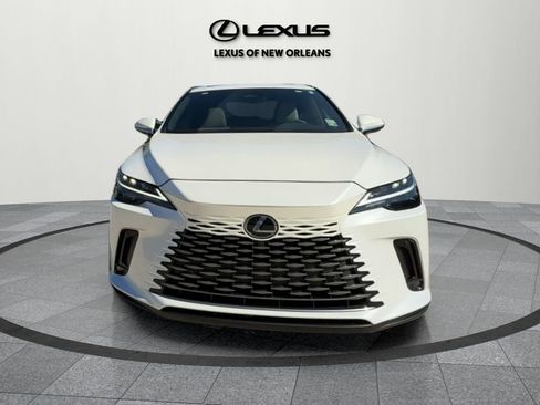 Used 2025 Lexus RX 350 Premium image 2