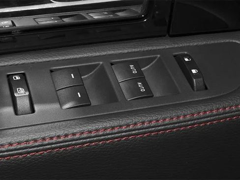 Used 2013 Ford F150 XLT w/ Luxury Equipment Group image 19