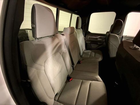 Used 2022 RAM 1500 Big Horn AWD/4WD image 23