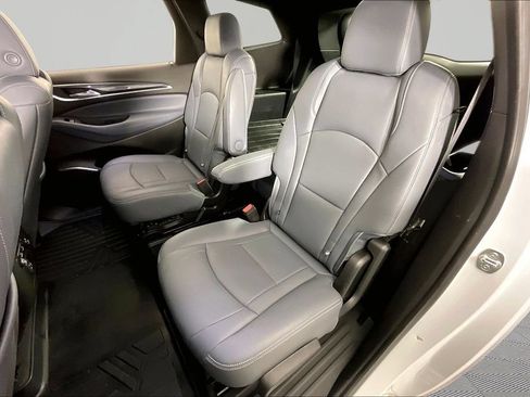 Certified 2024 Buick Enclave Essence FWD image 20