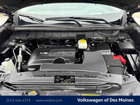 Used 2022 Nissan Pathfinder Platinum w/ Cargo Package image 10