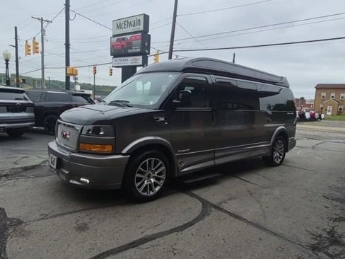Used 2025 GMC Savana 2500 Extended w/ Driver Convenience Package RWD image 5