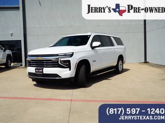 Used 2025 Chevrolet Suburban LT w/ Comfort Package AWD/4WD video 1