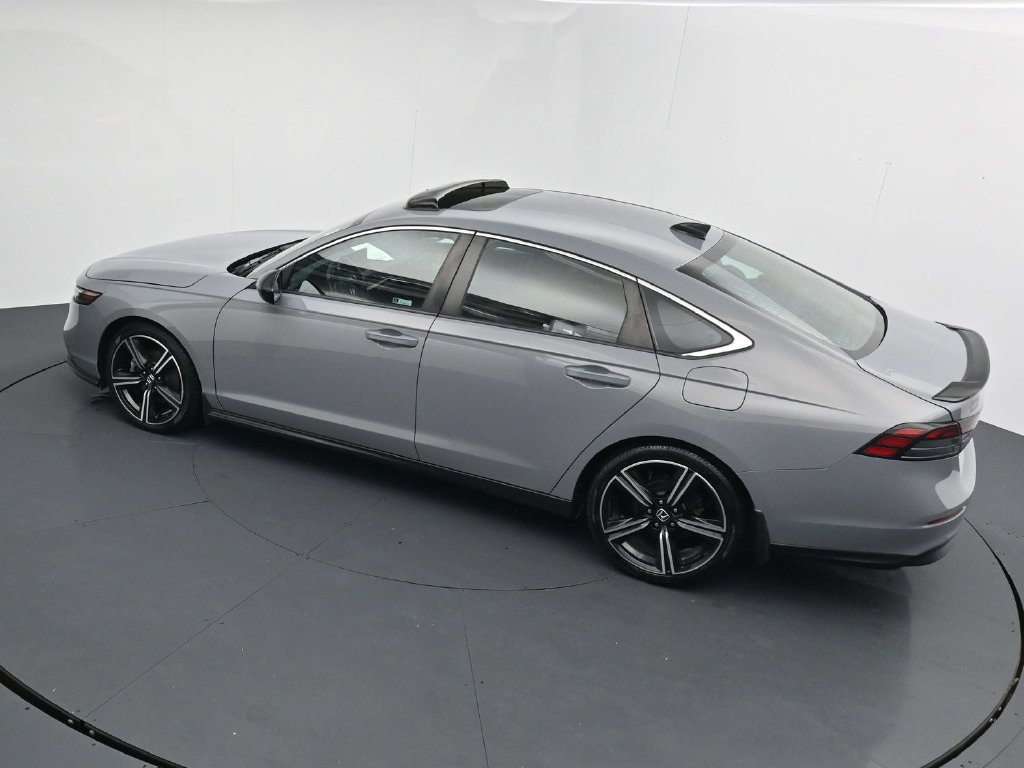 Used 2023 Honda Accord Sport image 31