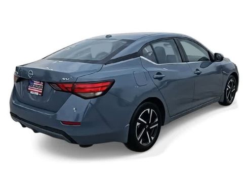 Used 2024 Nissan Sentra SV image 7