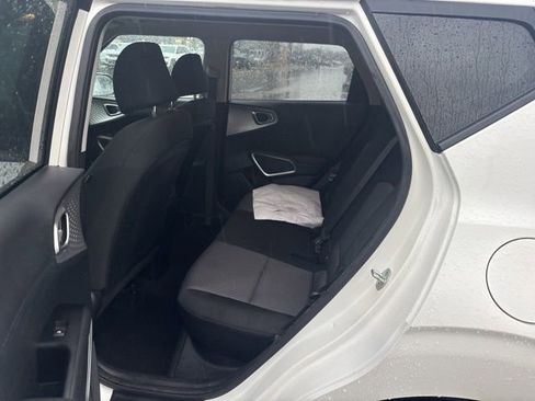 Used 2022 Kia Soul LX w/ Technology Package image 13
